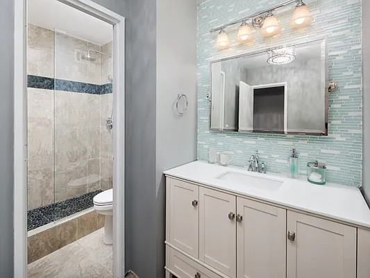 Sold by Sotheby's International Realty | media 8