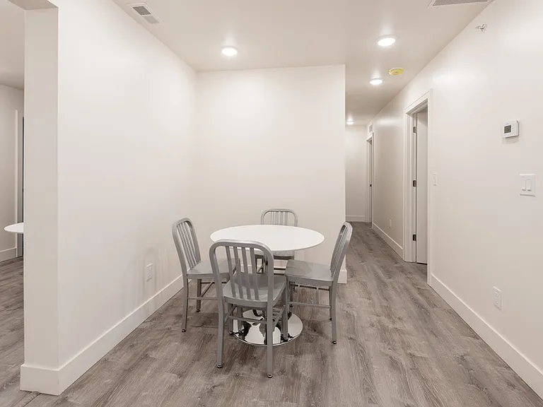 911 S Main St #911-301 — Photo 20