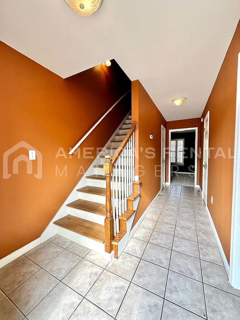 Town Home For Rent In Helena, al! Coming Soon! — Photo 2