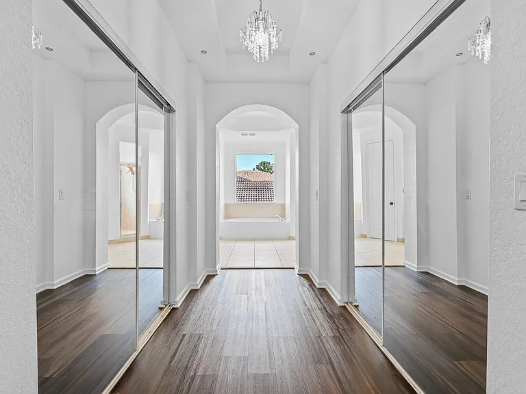 1831 Waldorf Dr — Photo 44