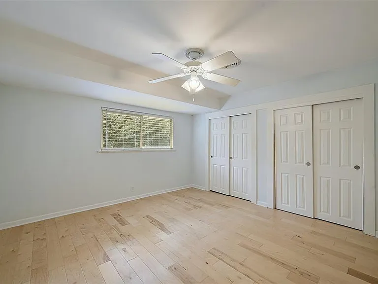 5330 Balcones Dr #G — Photo 12