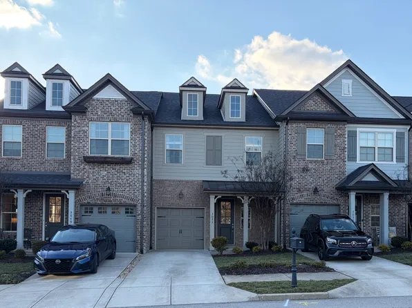 3053 Sassafras Ln, Thompsons Station, TN 37179