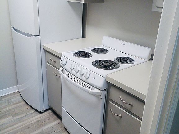 5th image of 2201 Alta Ave APT 2