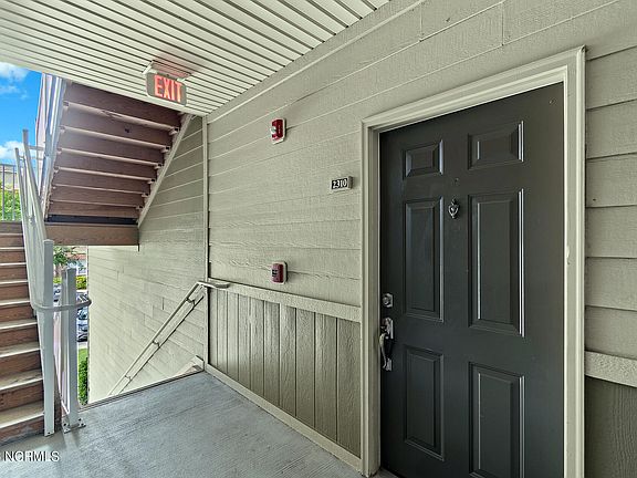4th image of 395 S Crow Creek Drive Unit 2310