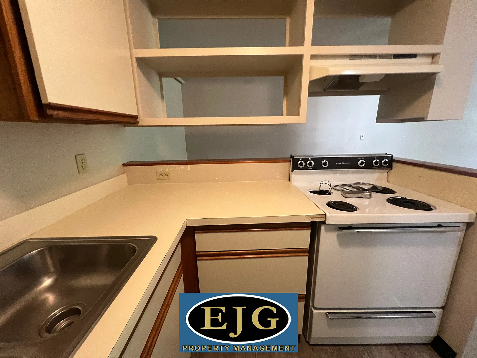 2 bed, $1,725 — Photo 2