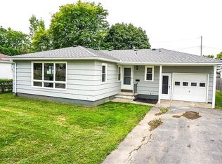 125 Schum Ln, Rochester, NY 14609