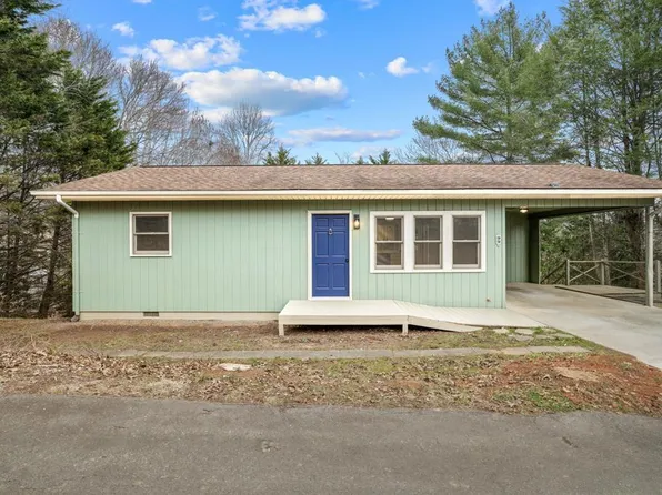 99 Stonewood Ln, Franklin, NC 28734