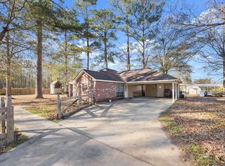 18670 McLin Rd, Livingston, LA 70754