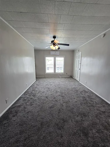 615 Kernohan St #4 Photo 1