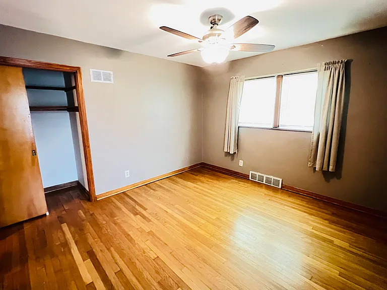 1238 Purdue Ave — Photo 15