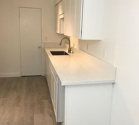 Brand New Kitchen Countertops & Stainless Steel Sink installed 07/23/2020.