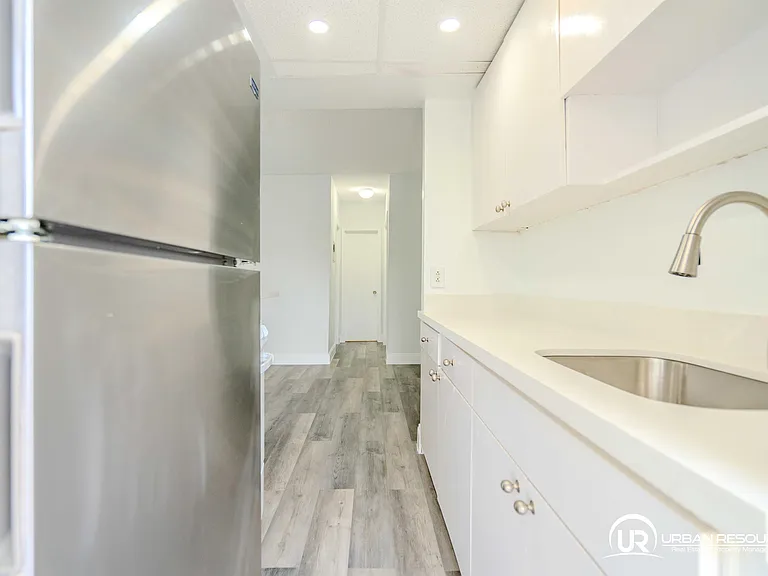 6650 Miller Dr #20 — Photo 14