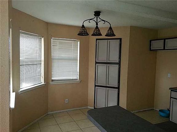 4th image of 1441 Plaza Verde Dr