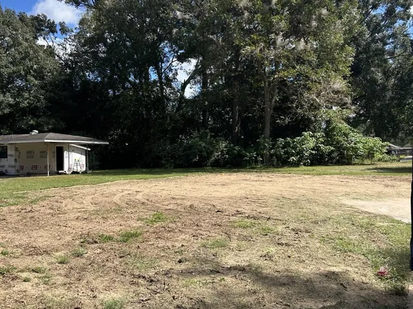434 Highland Park Dr, Baton Rouge, LA 70808