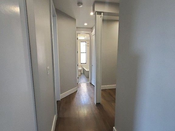 3rd image of 85 Vermilyea Ave #41