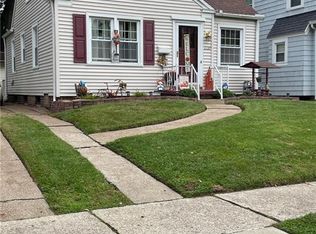 2118 Mansfield Rd, Toledo, OH 43613