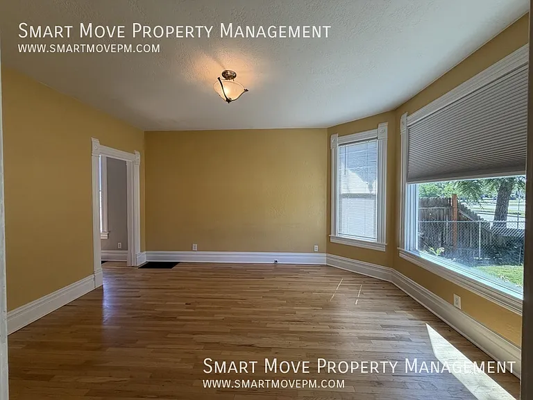 2920 W Jefferson St — Photo 6