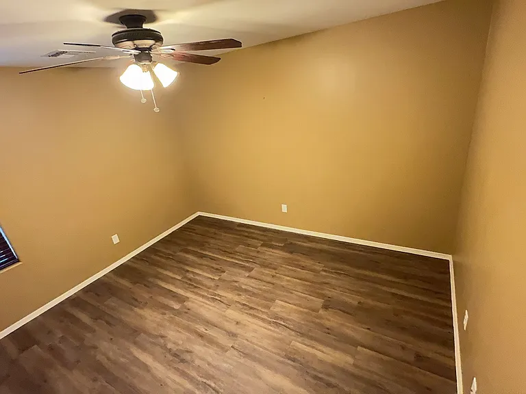 3458 E Merrill Ave — Photo 29