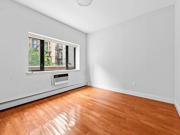 5th image of 456 W 167th St APT 1C