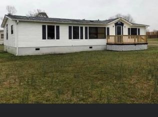 394 Comfort Rd, Richlands, NC 28574