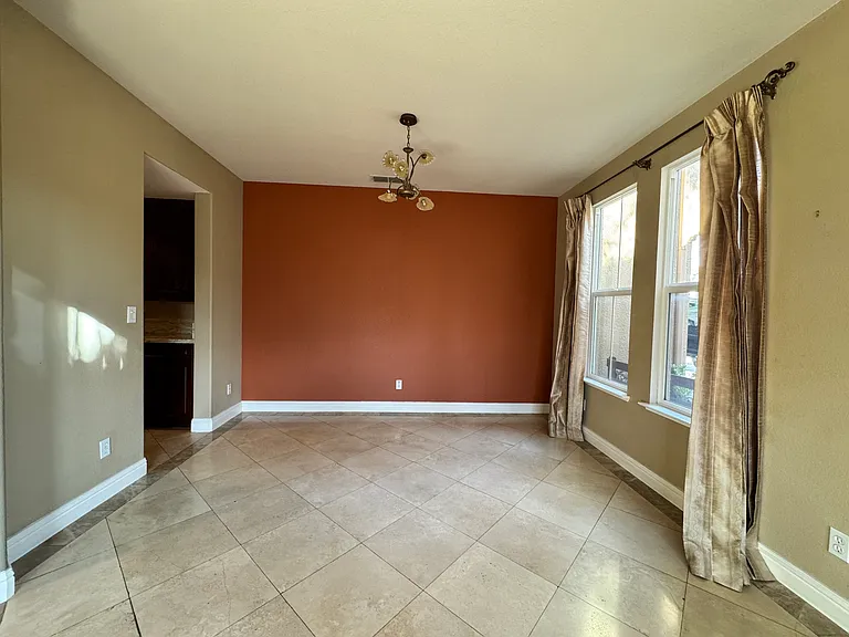 601 Barranca Ct — Photo 6