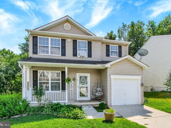 63 Menlena Cir, Hanover, PA 17331