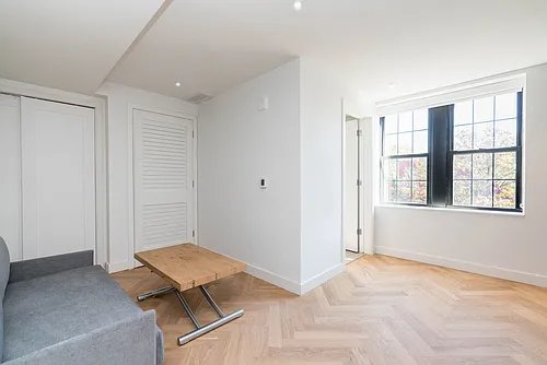 Floor plan Furnished Studio