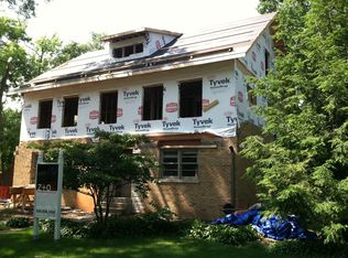 834 Hill Ave, Glen Ellyn, IL