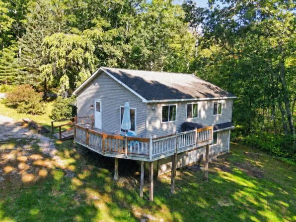 201 Mast Hill Road, Bucksport, ME 04416