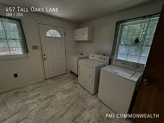 457 Tall Oaks Ln — Photo 16