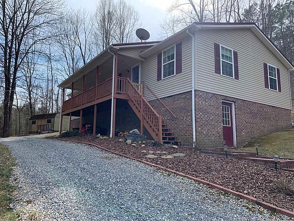 2nd image of 3035 White Pine Ln