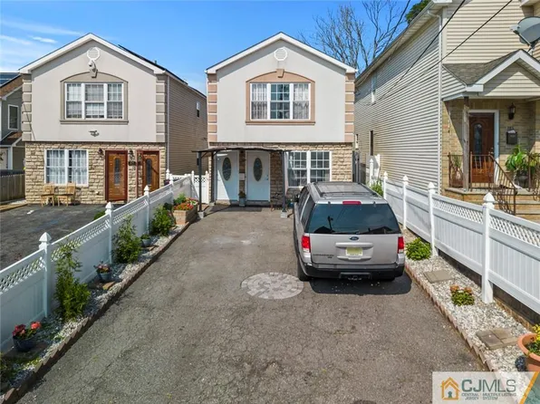 381 Prospect St, Perth Amboy, NJ 08861