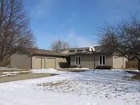 104 Sharon Dr photo 1