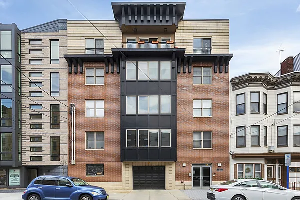 Sold by Berkshire Hathaway HomeServices, Hudson River Properties | media 11