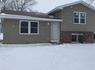 514 11th Ave NW, Altoona, IA 50009