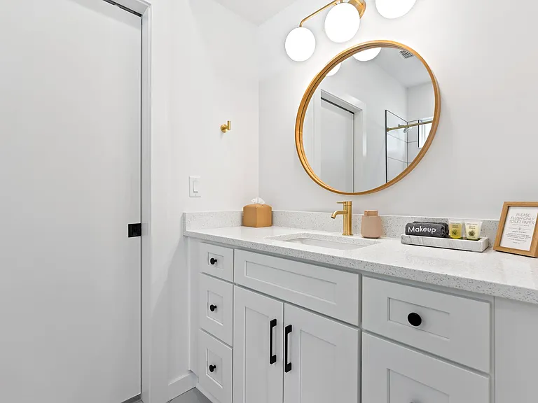 1351 Grant St — Photo 13