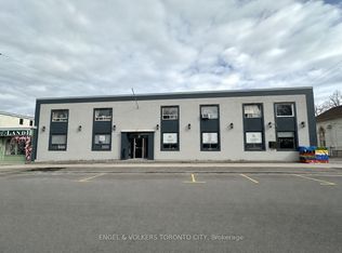 10 Mosley St #2B, Aurora, ON L4G1G6