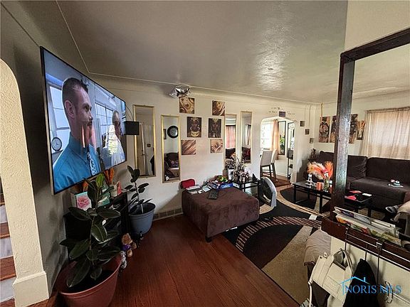 4th image of 1423 Palmetto Ave