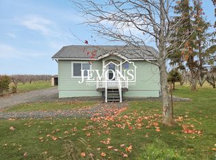 800 Hatton Rd, Tieton, WA 98947