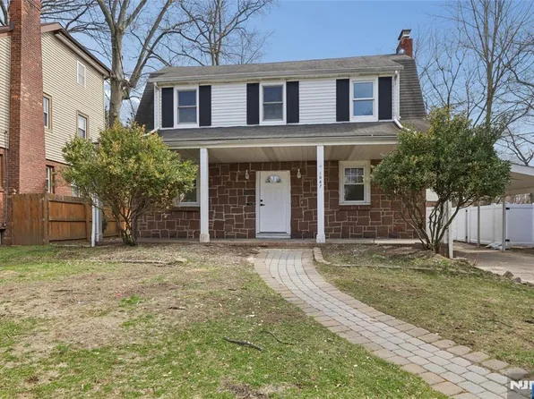 1087 Lambert Rd, Teaneck, NJ 07666