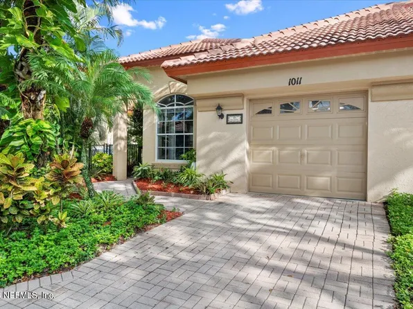 1011 VIA JARDIN, Palm Beach Gardens, FL 33418