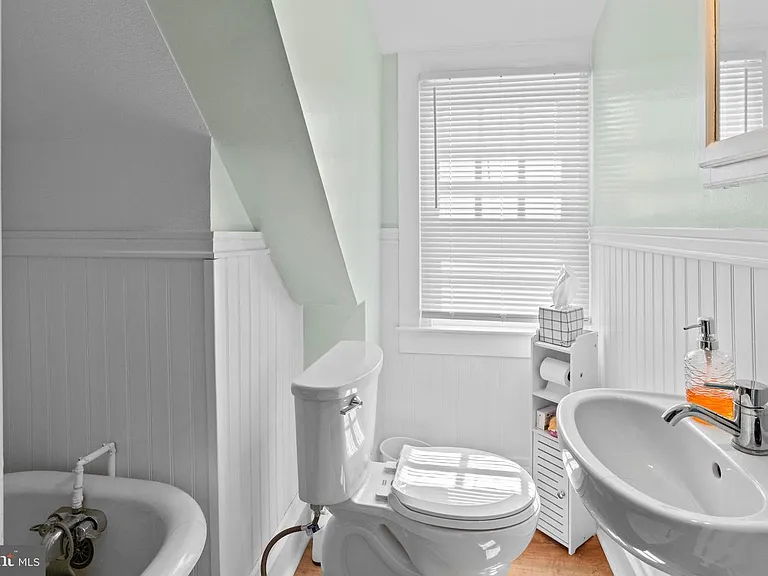7437 Germantown Ave — Photo 8