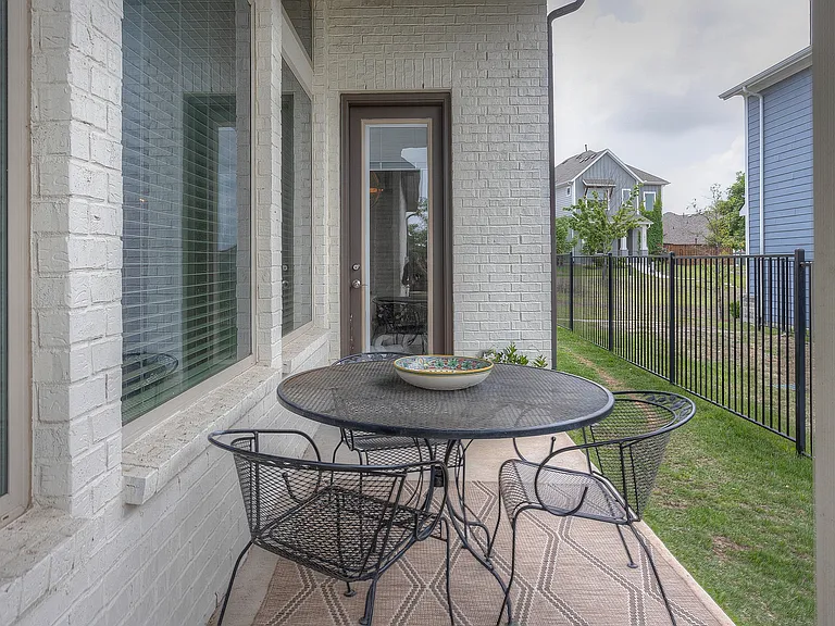 1825 Oak Trail Dr — Photo 18