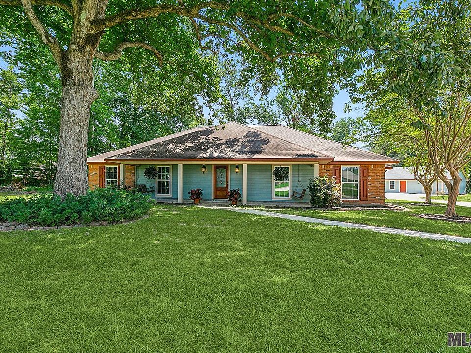 1st image of 10614 White Pine Dr