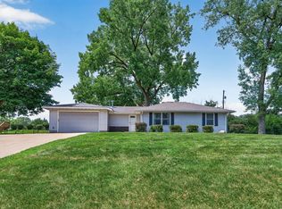 922 23rd Ave NW, New Brighton, MN 55112
