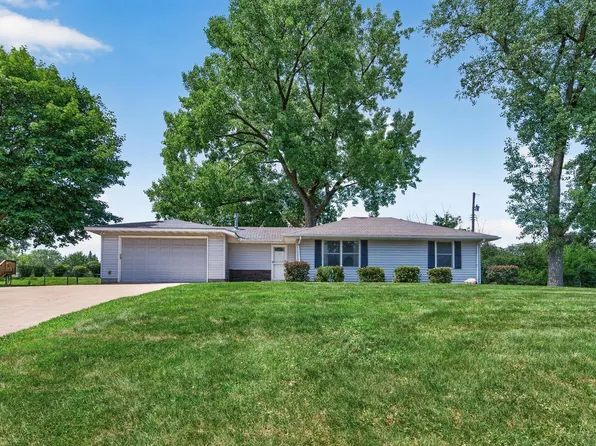 922 23rd Ave NW, New Brighton, MN 55112