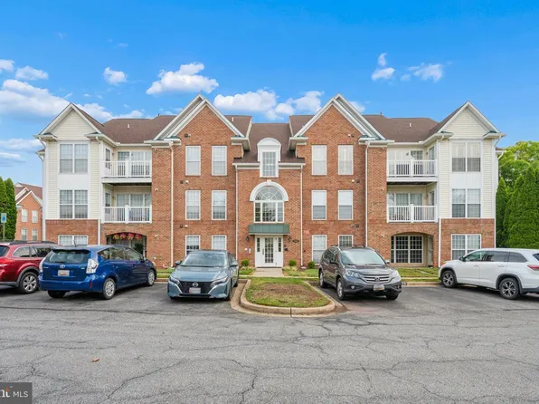2506 Coach House Way APT 3C, Frederick, MD 21702