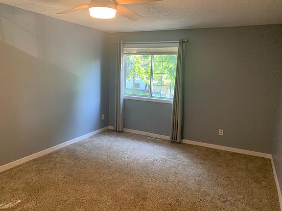 5th image of 13485 60th Pl N Unit 11