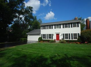 629 Arbor Ave, Wheaton, IL 60189