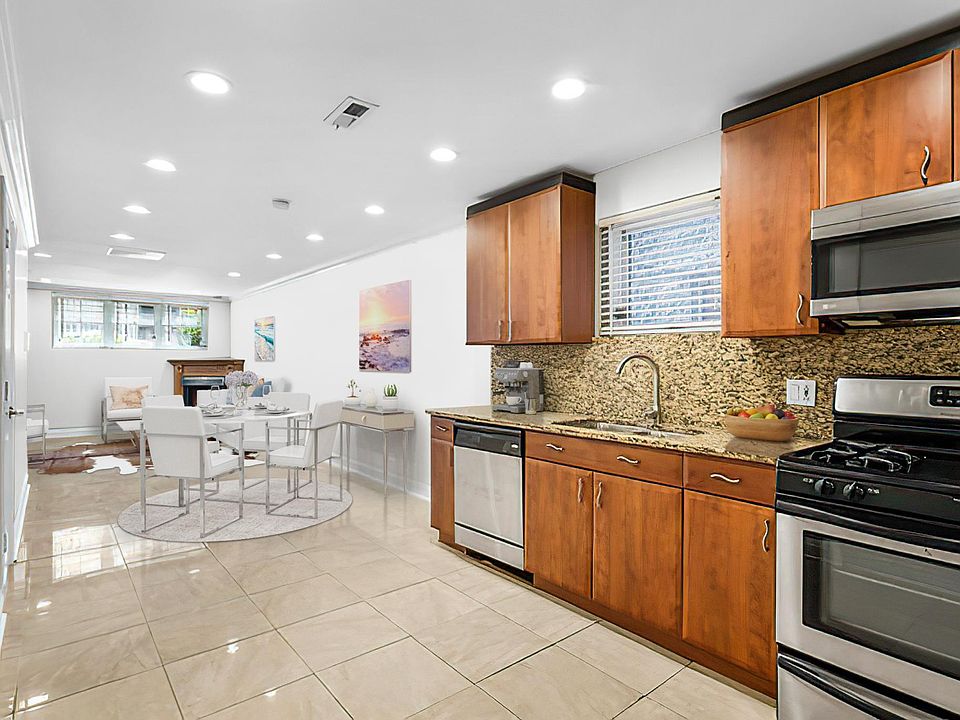 1st image of 1518 W Superior St #1K